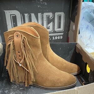 DINGO KAYCE CAMEL SUEDE HIDDEN WEDGE FRINGE BOOTIES - Size 7 New In Box